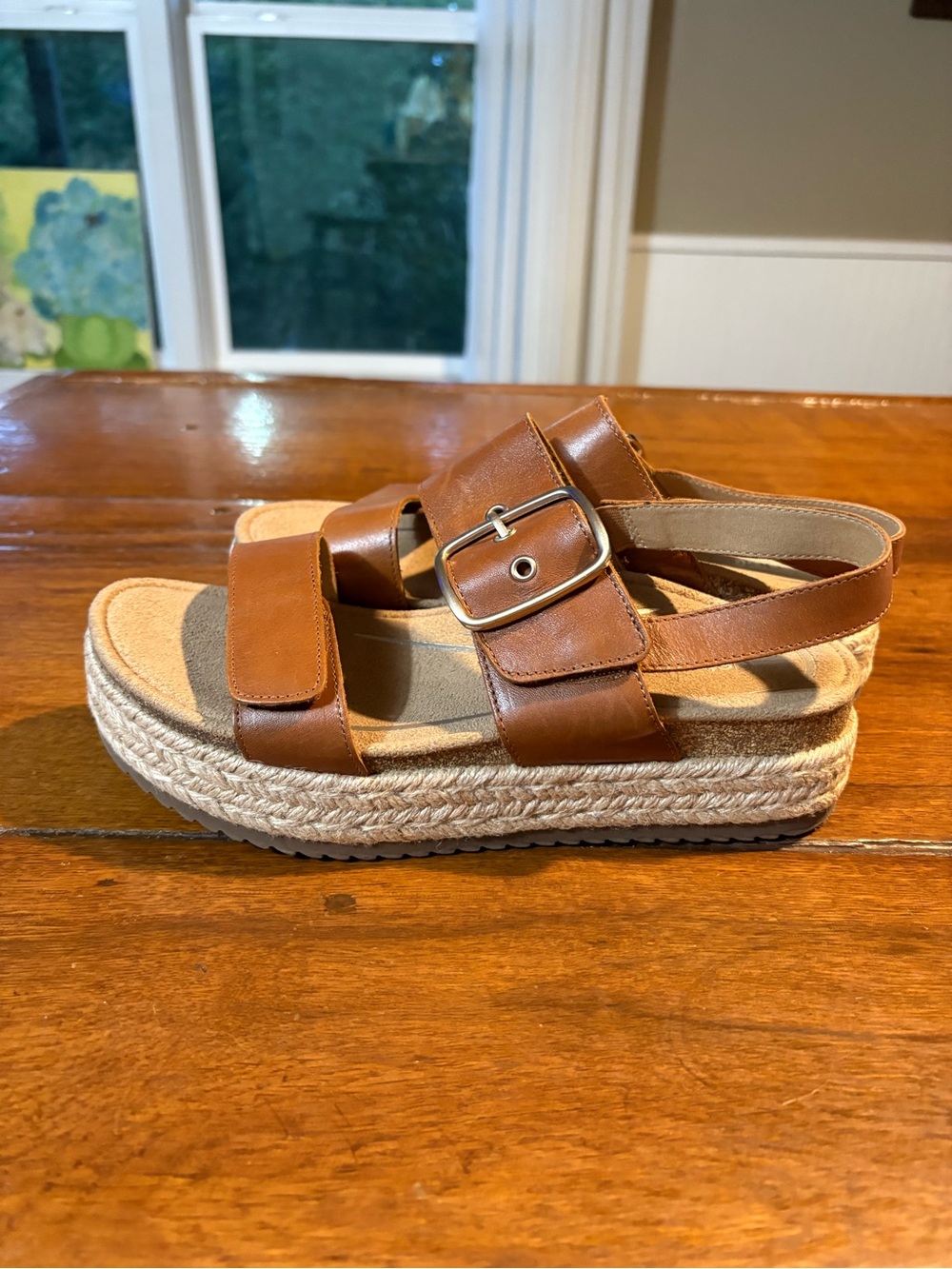 Aetrex Brown Leather Platform Espadrille Sandals with Buckle
